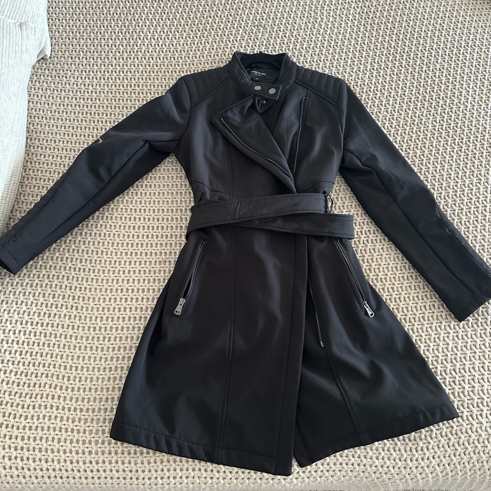 Kenneth Cole Trench Coat 
Size small 
New with out tags